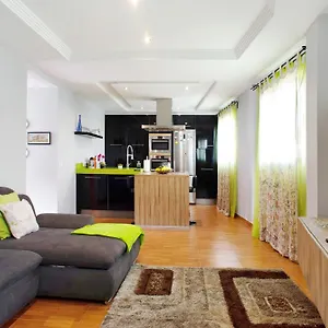 https://atico-las-vegas.in-canary-islands.com
